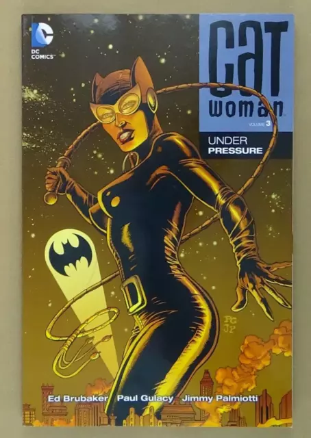 Catwoman: Under Pressure Vol. #3 (DC Comics, May 2014) Paperback #870