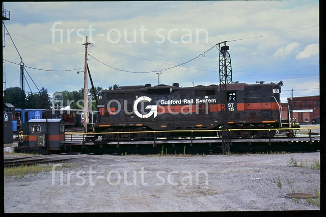 M Original Slide - Springfield Terminal ST 15 GP-9 on Turntable Waterville ME 07