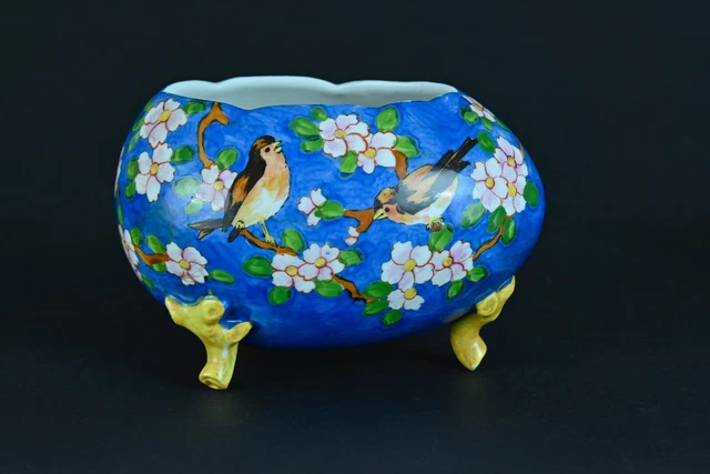 Jardinière Ancienne En Porcelaine - Décor "Garçon Et Oiseaux" - Antique - Bon état