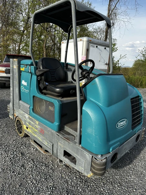 Tennant T20 Floor Scrubber