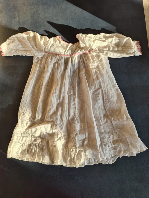 Robe pour poupée ancienne