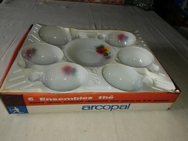 Lot De 6 Tasses Et Soucoupes Omada Argentées - Neuf, Idéal Pour Punch Ou Décoration