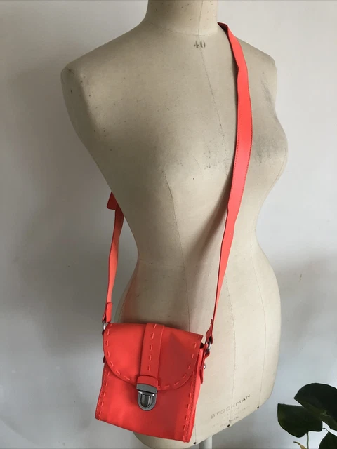 Sac à Main Zara Vintage Bandoulière Synthétique - Couleur Marron/rose Ou Blanc/bleu - Occasion
