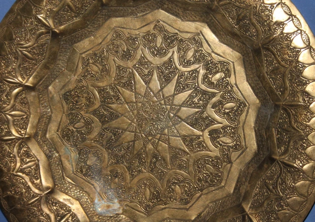 Vintage Hand Crafted Wall Decor Ornate Floral Brass Plate 6