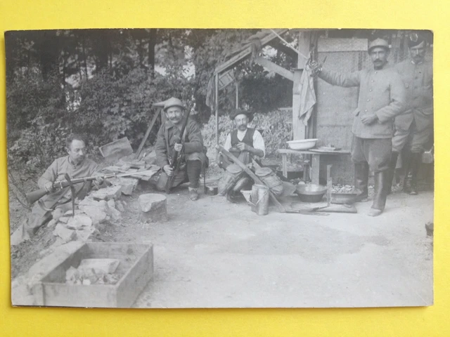 Carte Postale Photo Guerre MILITAIRES SOLDATS FUSILS Uniforme du ? ème Régiment