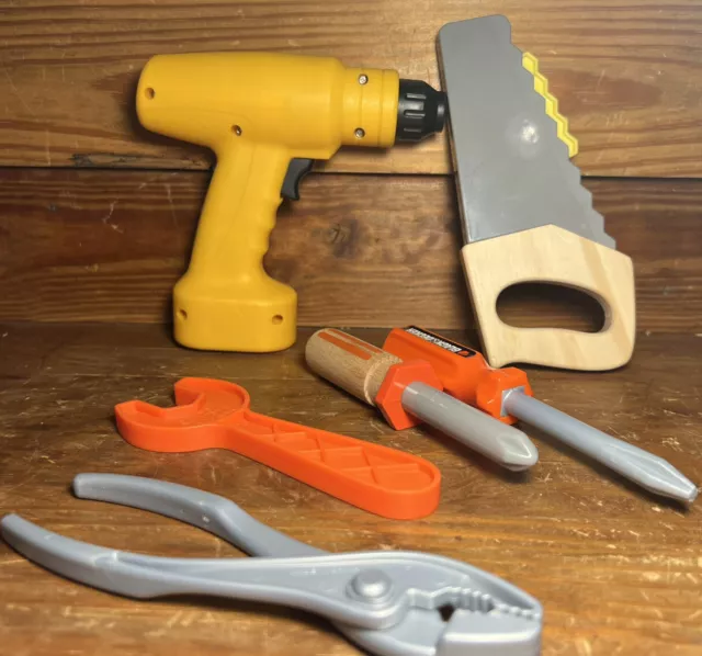 BLACK & DECKER Junior Carpenter Tool Set 50 Tools & Accessories Toy Kids  Pretend $49.99 - PicClick