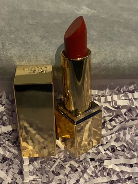 Lápiz labial Estée Lauder Pure Colour Envy 333 persuasivo escultura mate rojo