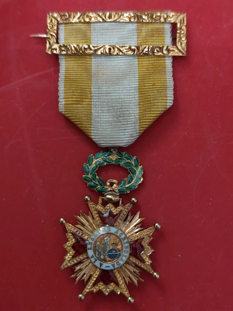 Médaille En Or (Réduction) - Ordre D’Isabelle La Catholique - Espagne - Occasion - Décoration