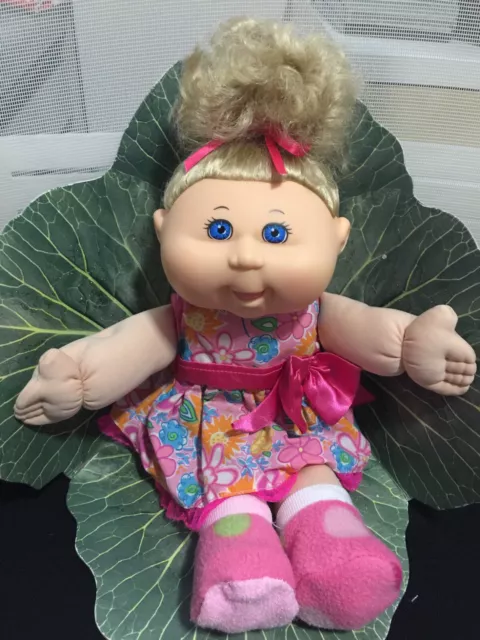 2012 CABBAGE PATCH Kid Doll Girl Blonde Hair Blue Eyes 25.00 PicClick AU