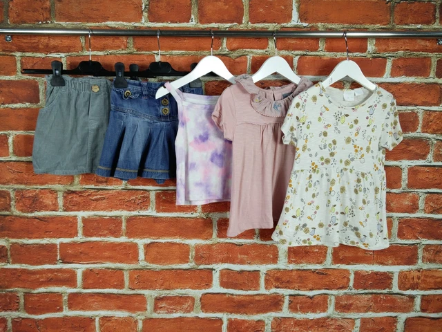 Girl Bundle Age 3-4 Years Zara Next Skirts T-Shirts Vest Denim Cord Floral 104Cm