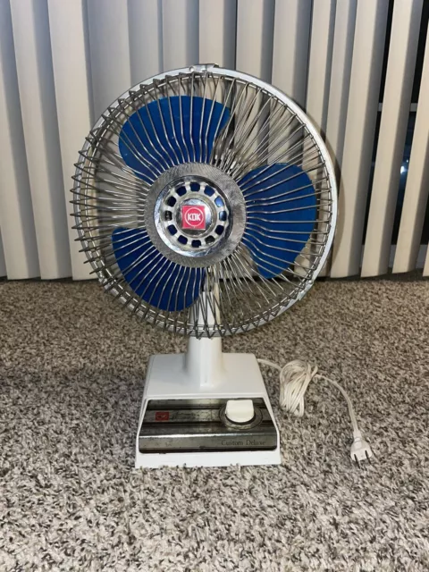 SEARS VINTAGE ELECTRIC FAN 12-INCH OSCILLATING 1980s TRANSLUCENT SMOKE  BLADE 