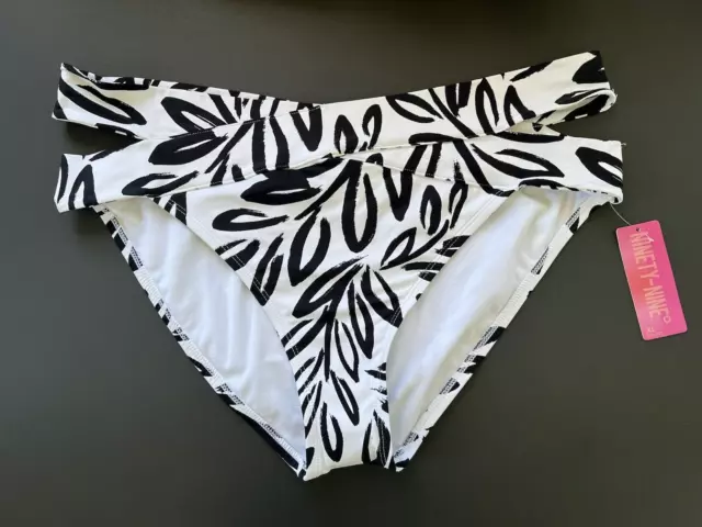 Black & White Side Cut Out Wide Strap Bikini Bottom Swim Woman's Size XXL NEW