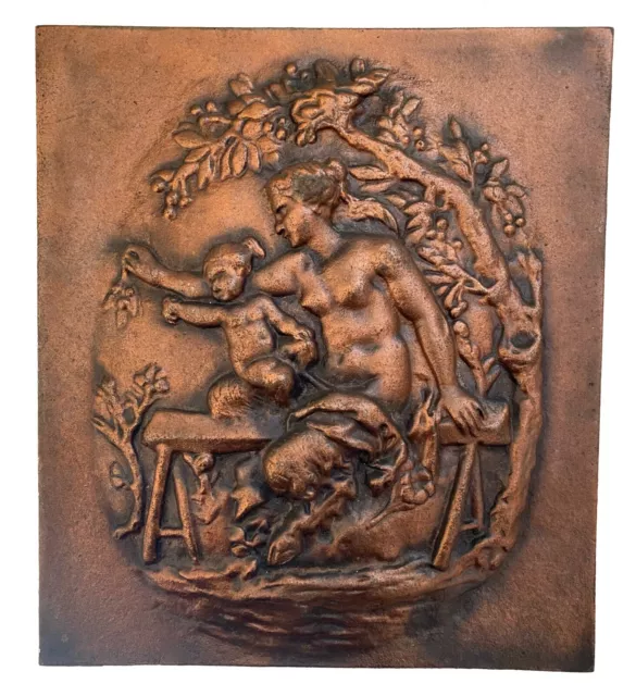 Antigua plancha de cobre con escena mitológica en relieve. XIX. 33x30