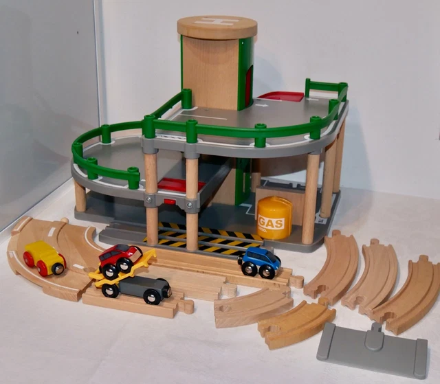 Brio - Parkeer garage - Brio Treinen - Gebouwen - Brio