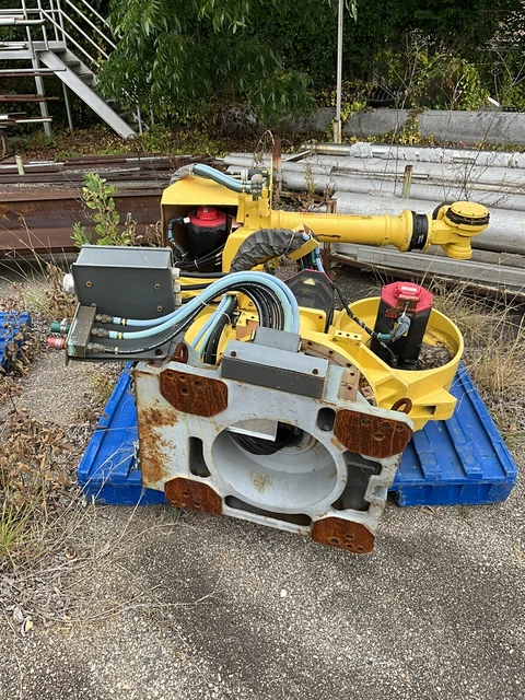 FANUC R-2000ia