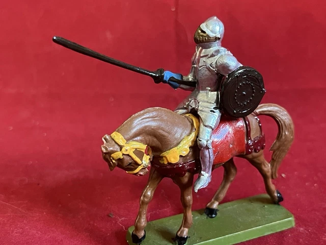 Soldat Starlux Moyen Âge Chevalier Cavalier - Plastique Peint 1/32 (60mm) - Occasion
