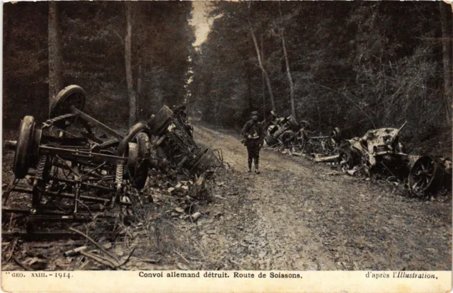 CPA AK Military - German Convoy Destroyed - Soissons Road (697674)