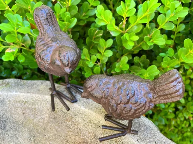 A Pair of Lovely mall Cast Iron Birds Garden Ornaments Rustic Brown