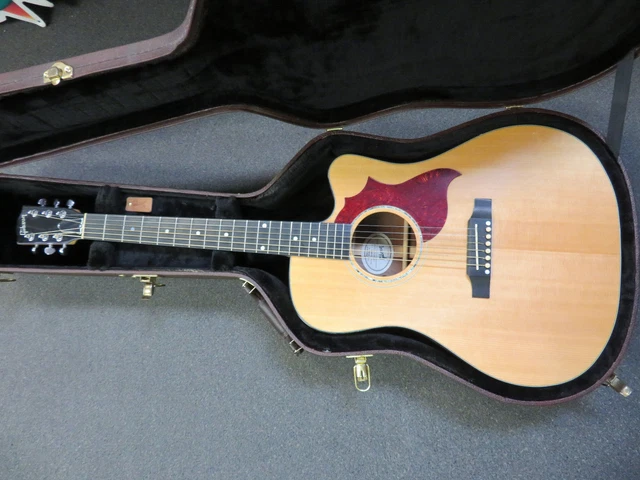 2018 Gibson Acoustic Hummingbird Walnut AG Acoustic-Electric Guitar & Case*USA 2018 Gibson Acoustic Hummingbird Walnut AG Acoustic-Electric Guitar & Case*USA