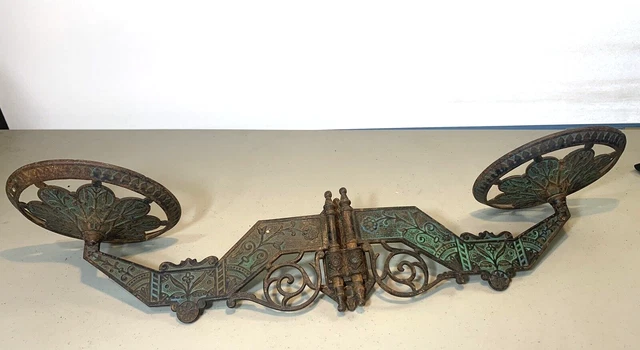 Antique Rare Oil Lamp Cast-Iron Double Swing Arm Bracket Wall Hanging (2C)