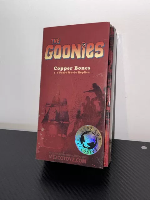 RARE MezcoToyz The Goonies Copper Bones 1:1 scale movie replica boxed new 2007