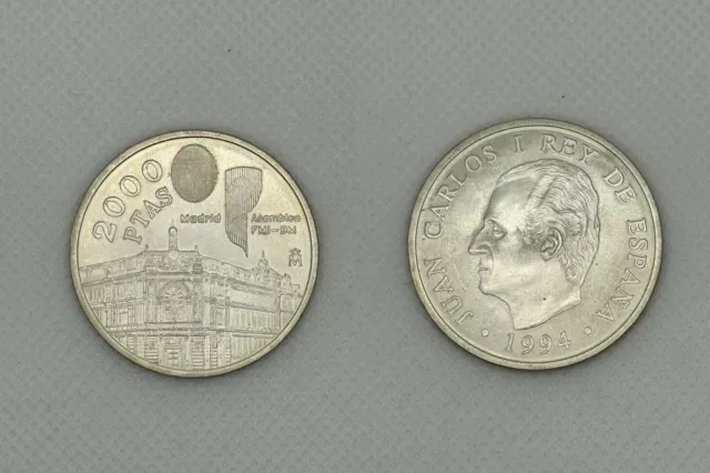 Moneda De 2000 Pesetas De Juan Carlos I Del Año 1994 De Plata. S/C.