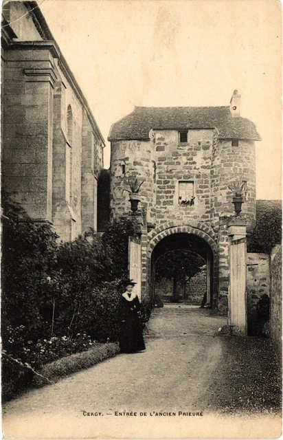 CPA Cergy Entree de l'Ancien Prieure FRANCE (1309241)