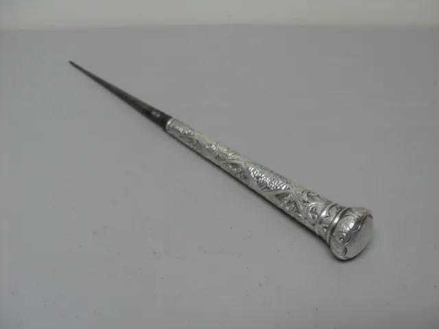 Wonderful Victorian Period Umbrella Handle, Embossed Sterling Silver Handle