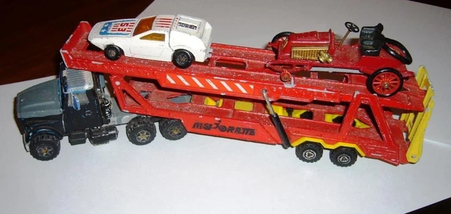 LOT MAJORETTE FRANCE = Truck Mack Semi Remorque Pub - Pneus Dunlop = Ech 1/100 EUR 2,00
