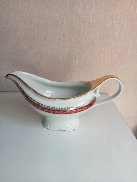 pot, saucier en porcelaine de sologne hauteur 11 cm x 21 cm