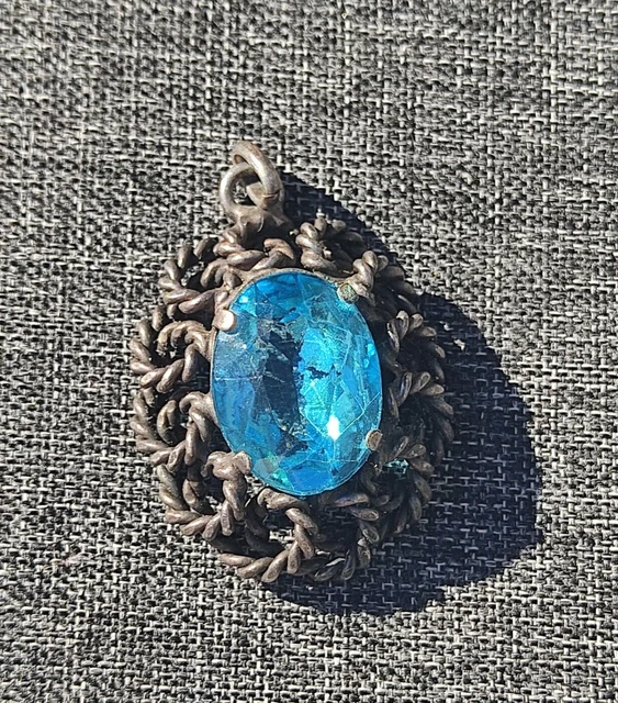 Pendentif Ancien Avec Gros Strass Bleu - Bijou Vintage, Occasion En Bon état
