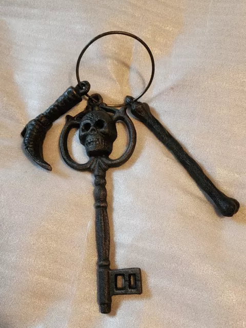 Cast Iron Halloween Key Ring Skeleton Femur Witch Boot Decor Horror