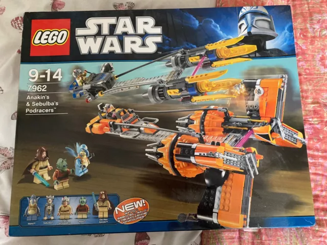 Lego 7962 Star Wars Anakin's & Sebulba's Podracers - New In Damaged Box