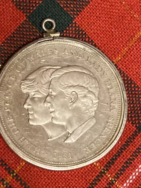 PRINCESS DIANA & Prince Charles Commemorative Coin Pendant 1981 - .925 ...