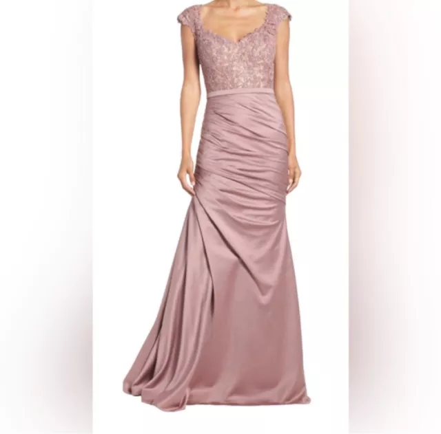 NEW LA FEMME Embellished Lace & Satin Trumpet Gown in Mauve - Size 12