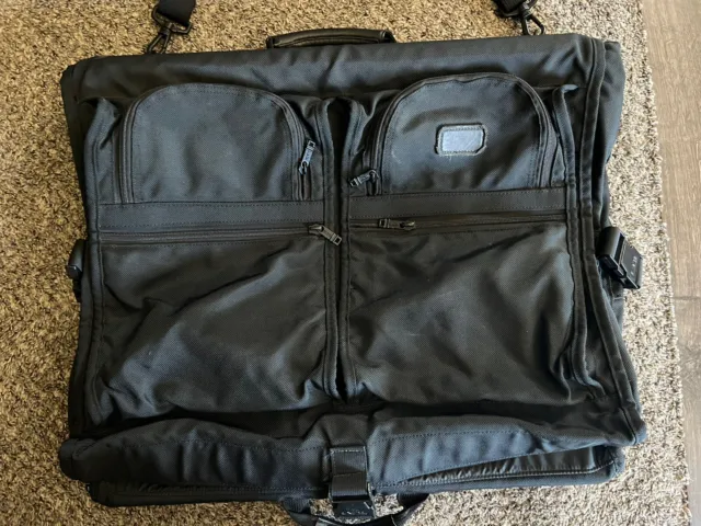 Tumi Garment Bag Ballistic Nylon Alpha Bi Fold Suit Travel Black Bag 3