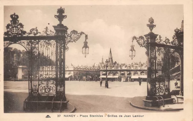 NANCY  - place Stanislas - grilles Jean-Lamour
