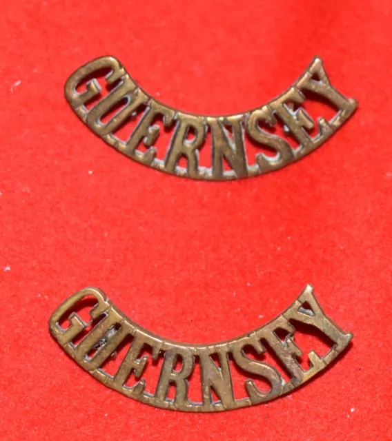 British Army. Royal Guernsey Militia Genuine Shoulder Titles
