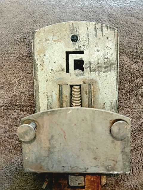 Antique Single Cannonball Barn Door Roller Hanger And Bracket 3