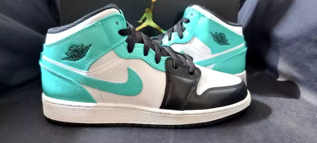 Nike Air Jordan 1 Mid Tropical Twist Igloo SIZE 7Y (GS)/ 8.5 W 554725-132