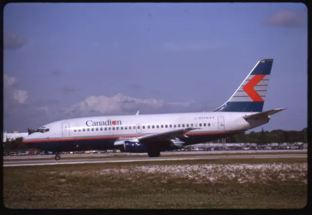 35 mm AIRCRAFT SLIDE C-GTPW Canadian Airlines Boeing 737 DATED 1991 #6526