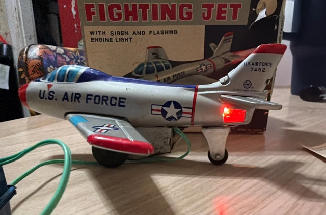 MF107 AIRPLANE VINTAGE TIN PLATE TOY WITH ORIGINAL BOX WHEELS
