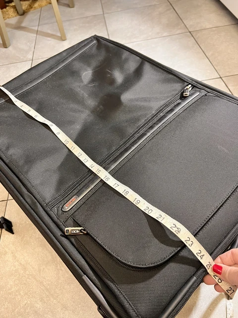 Tumi Alpha 22024D4 Upright Expandable Suitcase Luggage 2 Wheel Rolling Good 5
