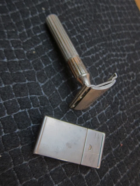ANTIQUE 1930s GILLETTE COMB DE SAFETY RAZOR : 3 PCS. 3