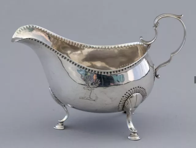 Irish 18th century silver sauce boat / cream jug, maker Matthew West, Dublin