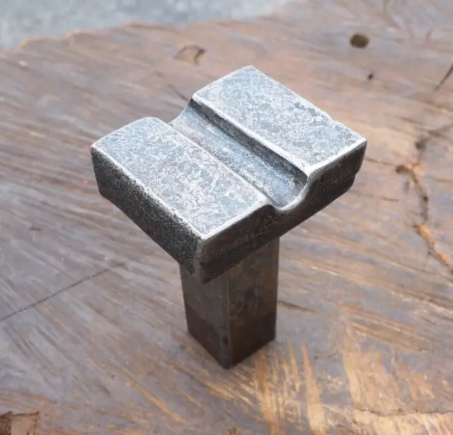 Crisp 1/2" Diameter Bottom Swage Hardy 1.1Lb Block Blacksmith Anvil 1" Shaft