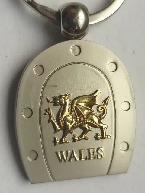Retro Keyring key Ring Silver Metal Rhinestone Diamante Bling Welsh Dragon Wales