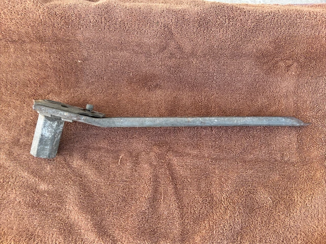 1964 1965 Mustang Jack Handle Ratchet Lug Wrench Nice Original 1964 1965 Mustang Jack Handle Ratchet Lug Wrench Nice Original