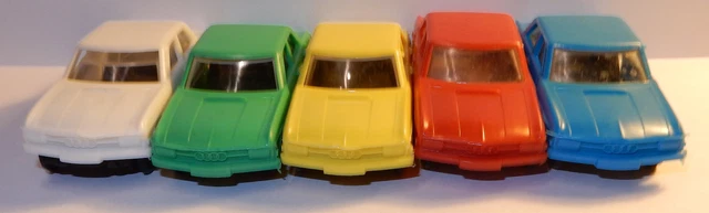 Figurine Ancienne OPEL KAPITAN 1959 Au 1/66 Par JEAN HOEFLER - Allemagne, 5 Couleurs Dispo