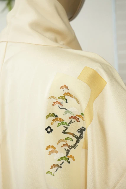 Dear Vanilla Japanese Silk Kimono Women's Robe Gown Authentic Japan Vintage Mint 11